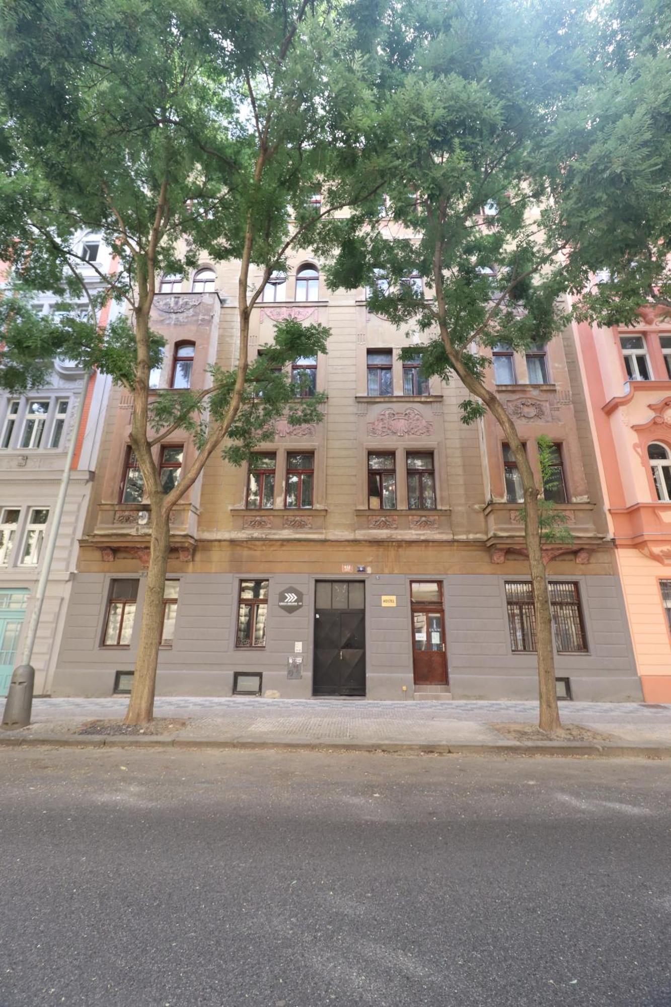 Hostel Comfort Prága Kültér fotó